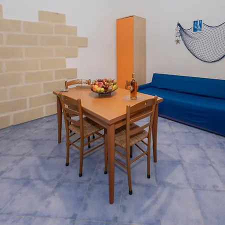 Apartment Loft Marinaio Nel Centro Storico Favignana