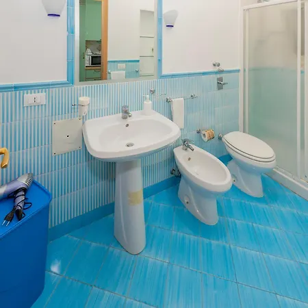 Loft Marinaio Nel Centro Storico 아파트 파뷔냐나도